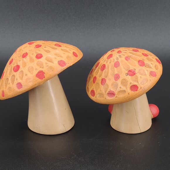 Vintage Studio Art Pottery Glazed Toadstools Mushrooms Set of 2 Tan Red Orange - Picture 4 of 5